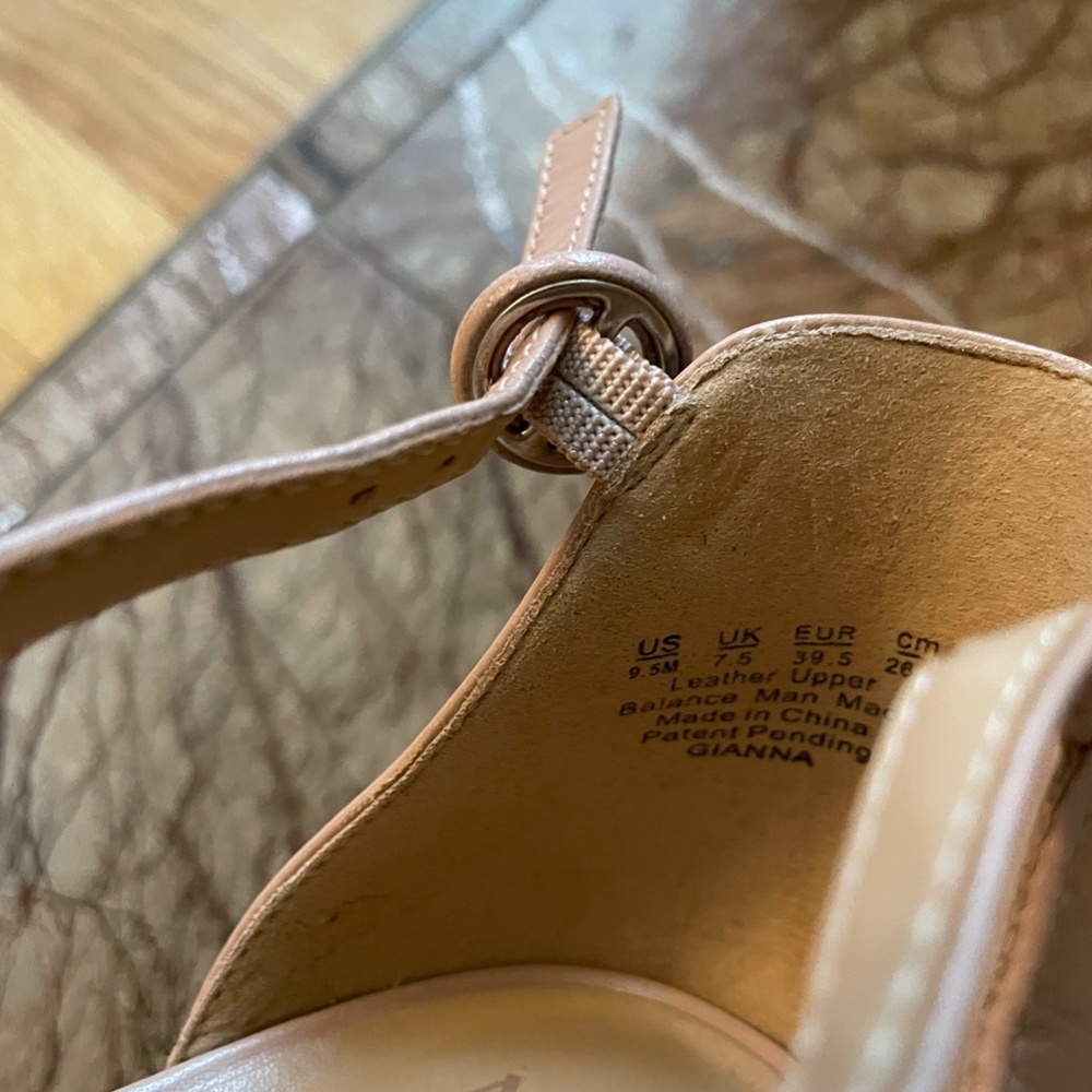 Naturalizer Block Heels - Picture 3 of 5